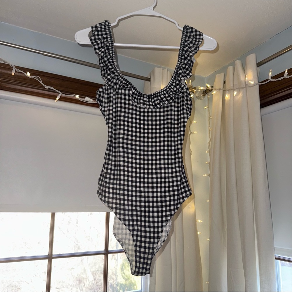 Forever 21 Black and White Gingham Bodysuit | Size S